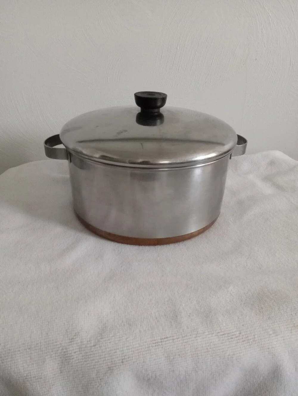 Revere Ware 4 1/2 Qt Pot With Lid Metal Handles